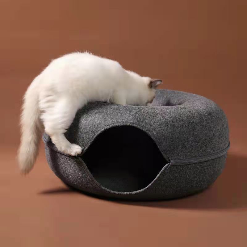 PetTime felt cat nest and donut tunnel for all seasons, cozy and universal design, ideal for cats to rest and play.