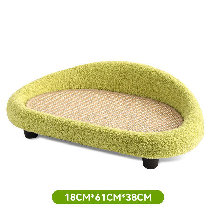 PetTime sisal cat scratching board and cozy cat bed with plush fabric, ideal for cats to scratch and rest comfortably.